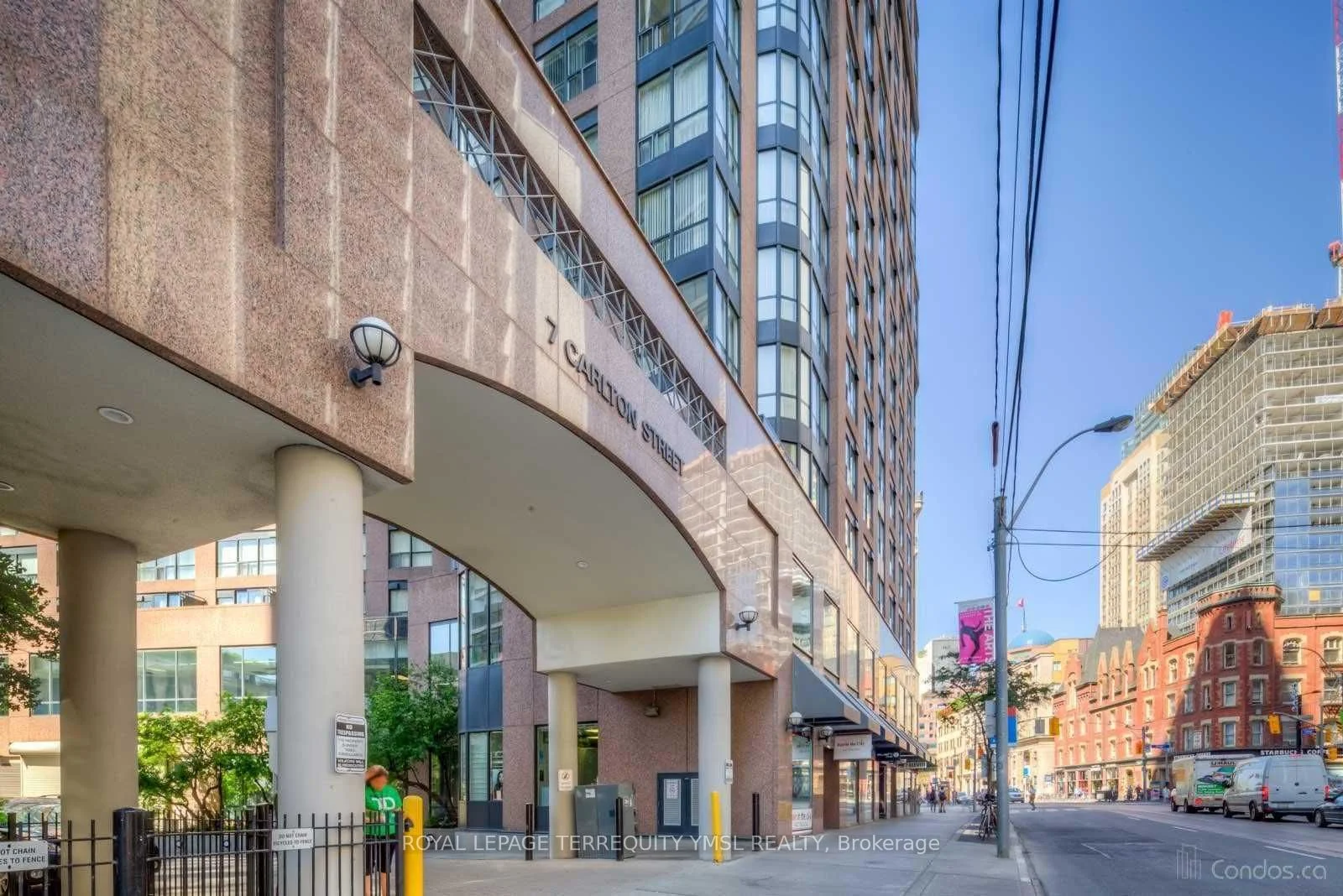 7 Carlton Street 1512, Toronto C08, ON M5B 2M3