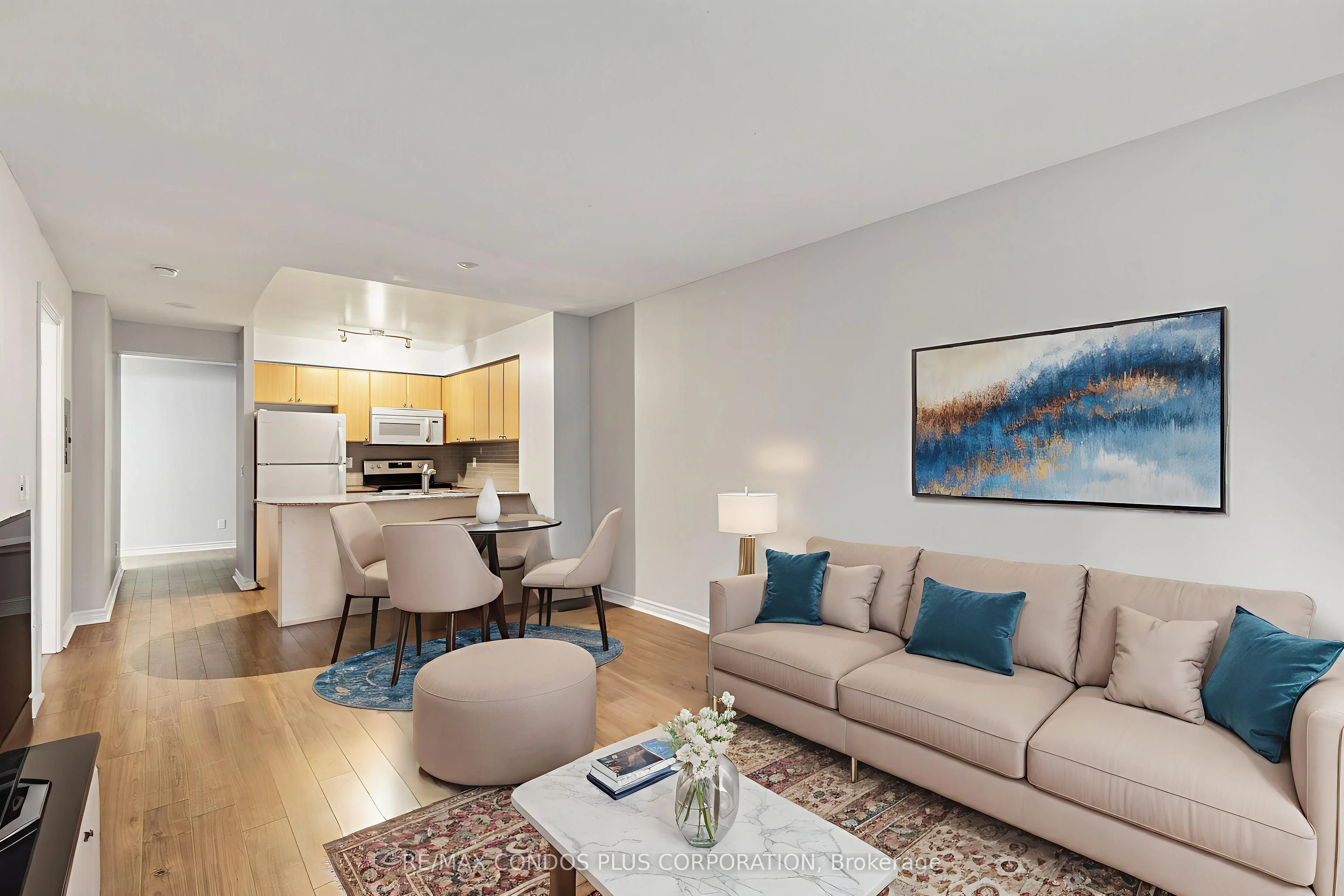 Condo Apartment in Toronto