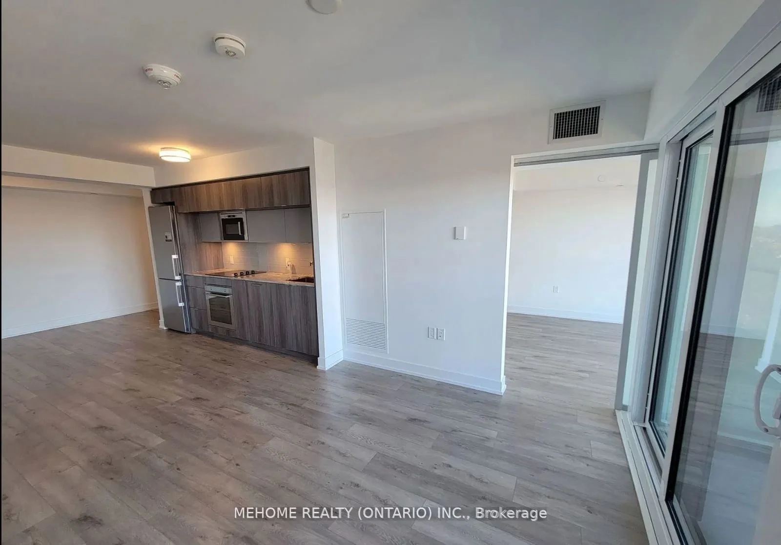 585 Bloor Street NW 2324, Toronto C08, ON M4W 0B3