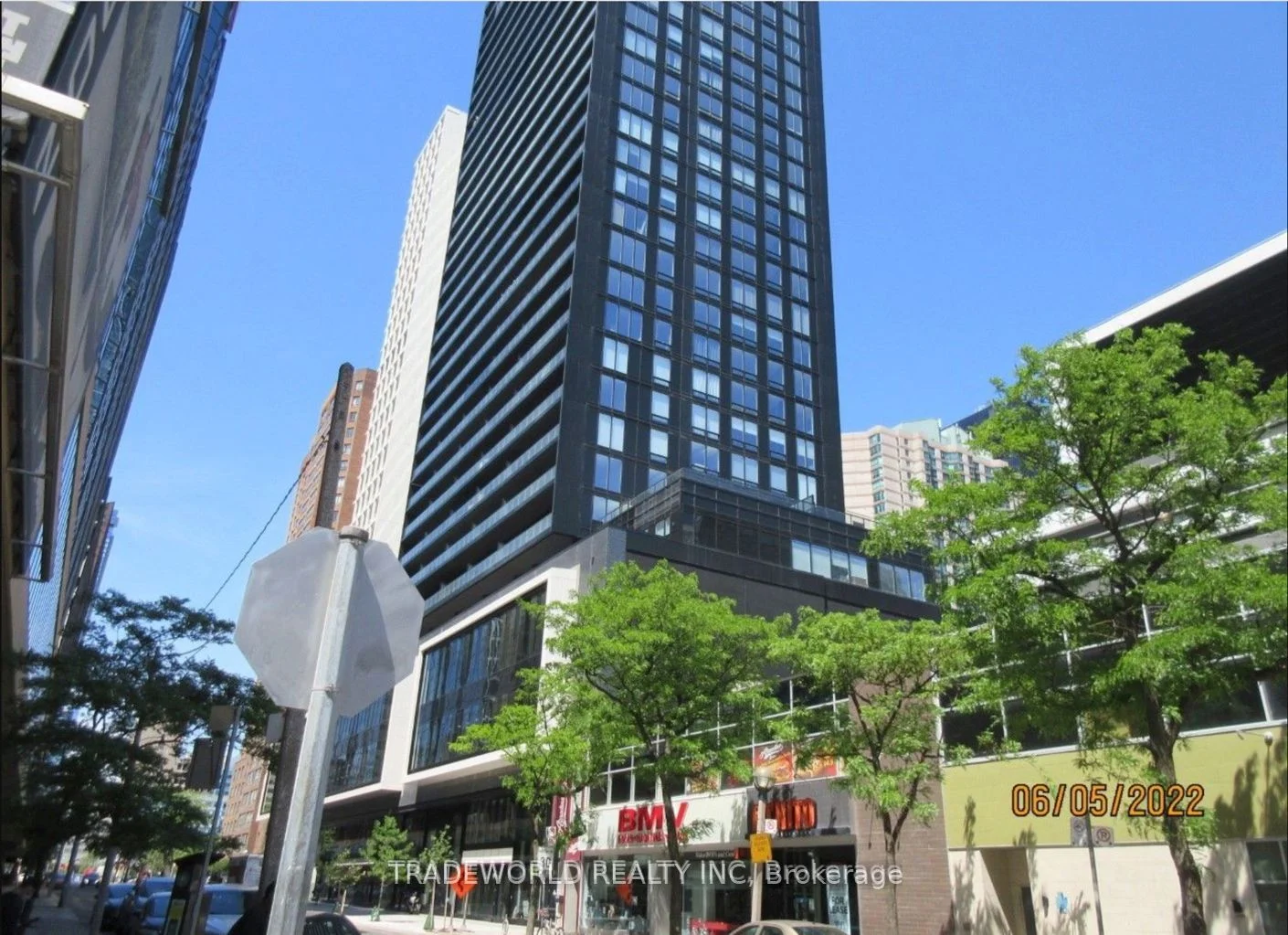 20 Edward Street 1622, Toronto C01, On M5g 0c5