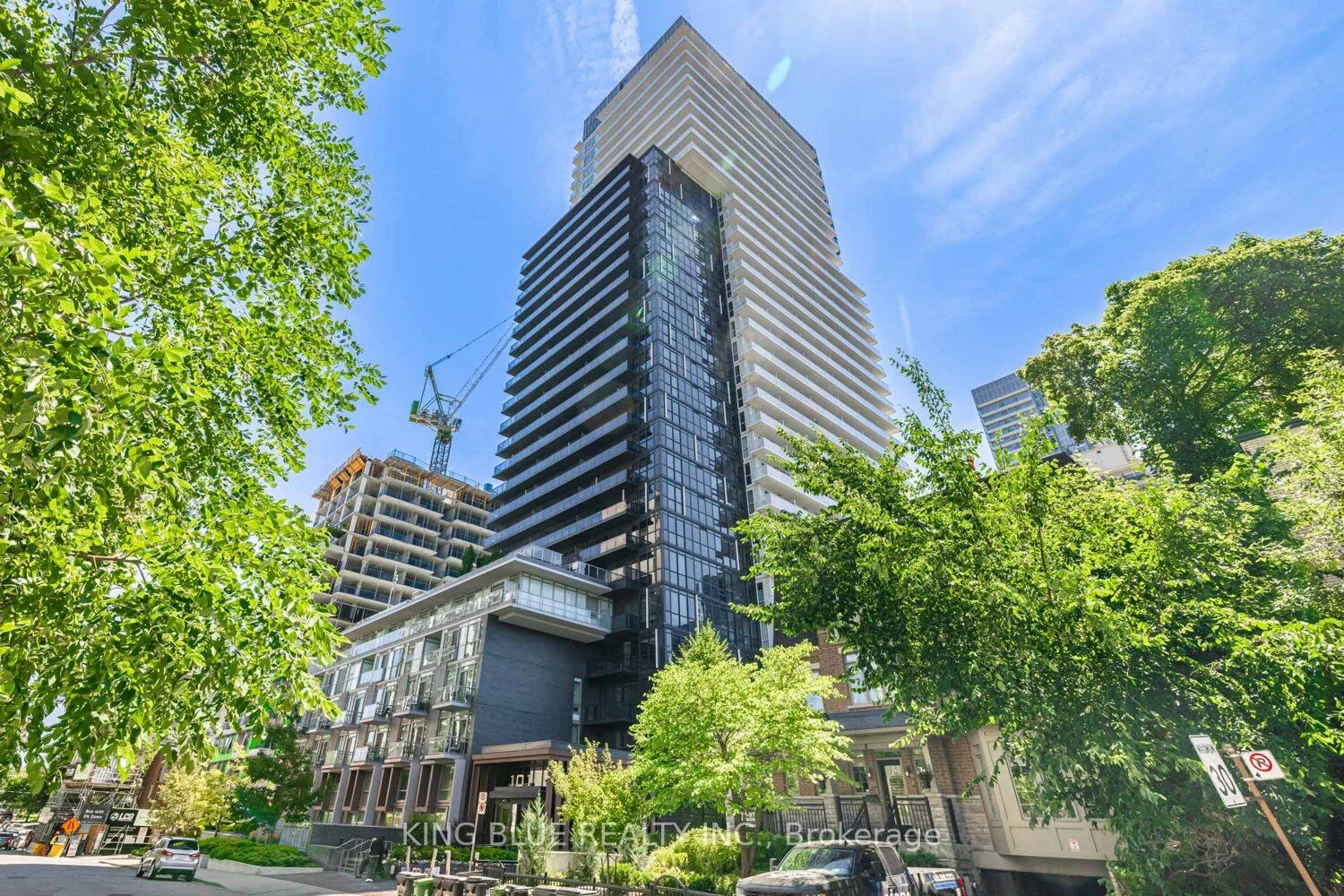 101 Erskine Avenue 2304, Toronto C10, ON M4P 0C5