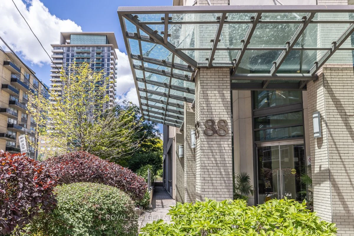88 Broadway Avenue 1607, Toronto C10, ON M4P 0A5