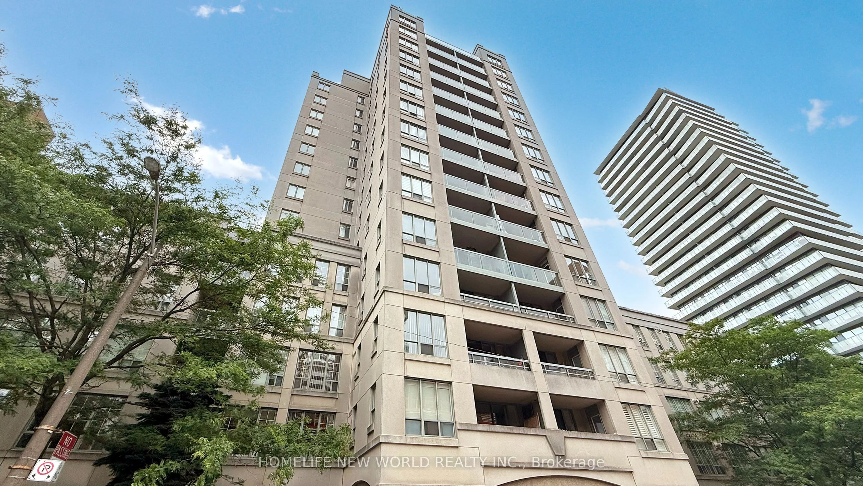 35 Merton Street 603, Toronto C10, ON M4S 3G4