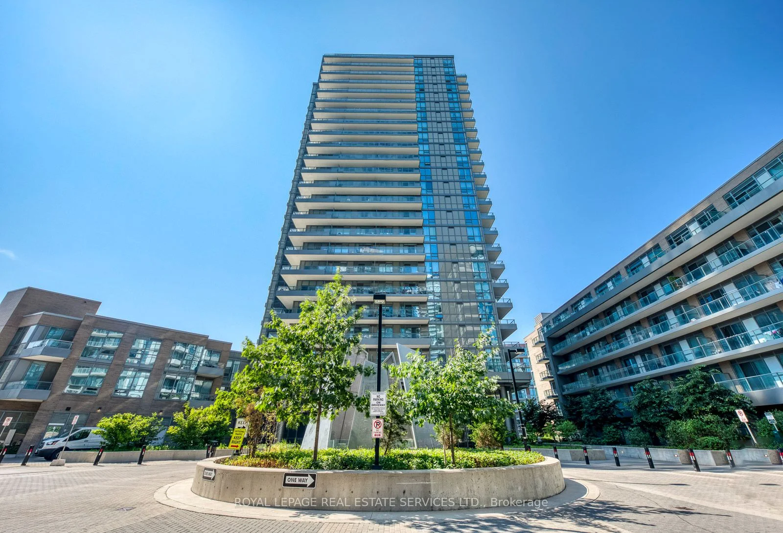50 Forest Manor Road 1102, Toronto C15, ON M2J 0E3