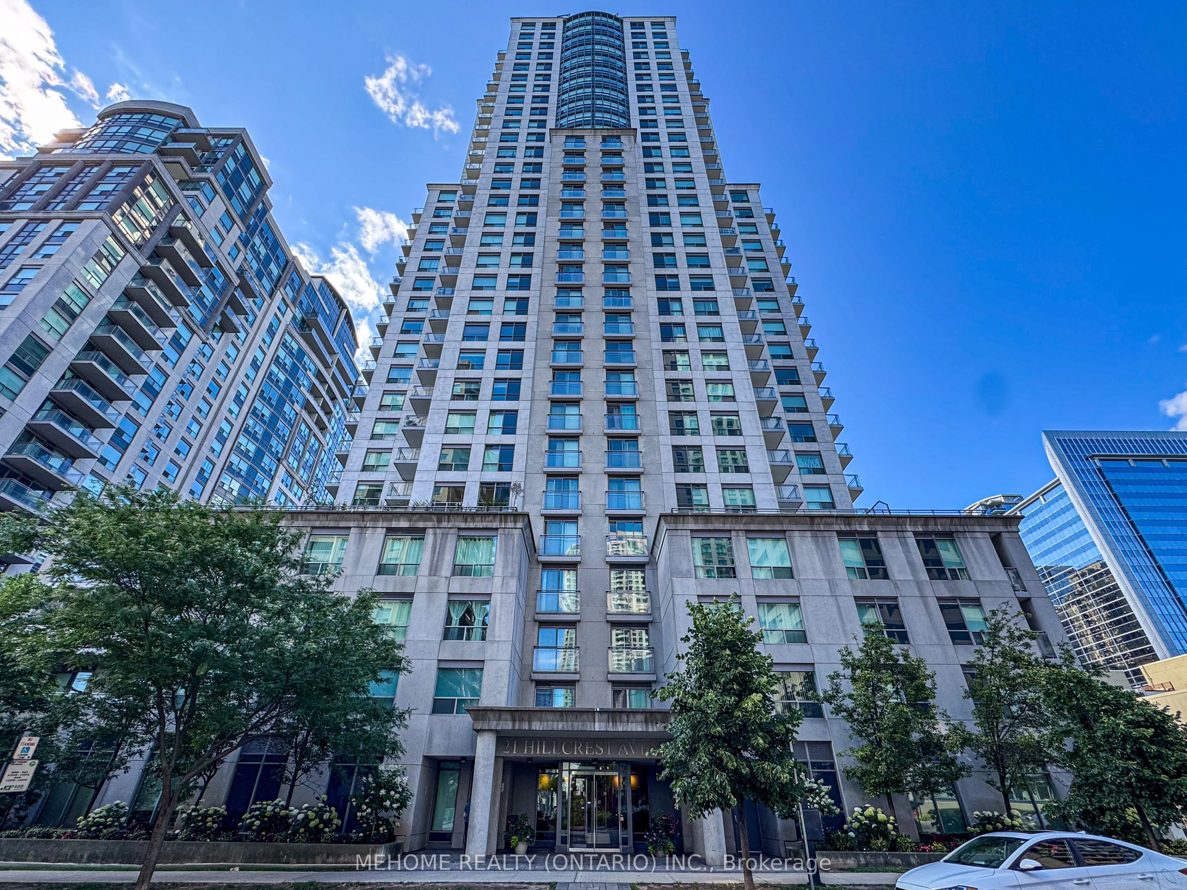 21 Hillcrest Avenue 1804, Toronto C14, ON M2N 7K2