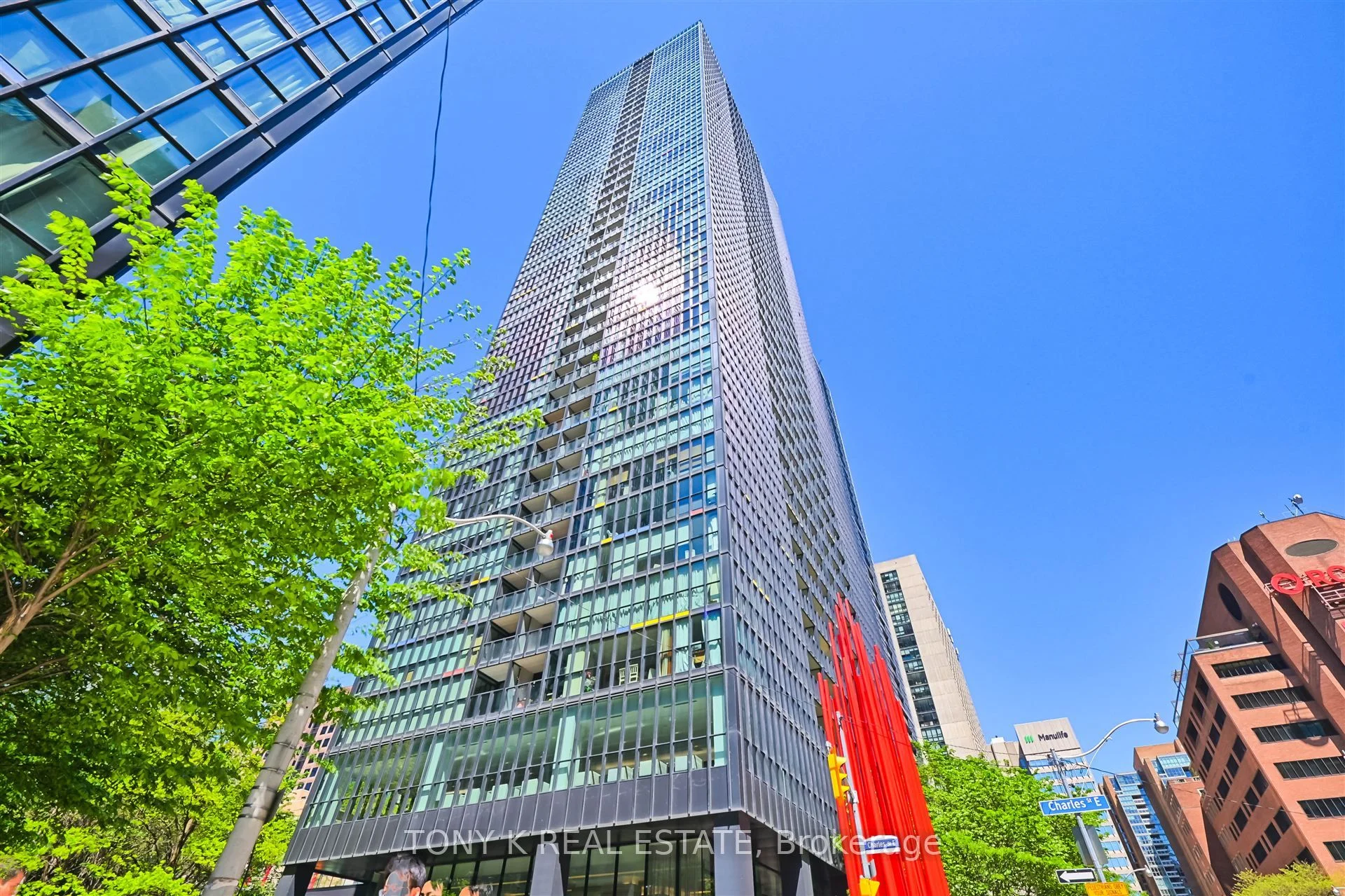 110 Charles Street E 3204, Toronto C08, ON M4Y 1T5