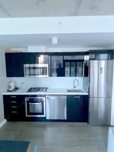 Condo Apartment in Toronto