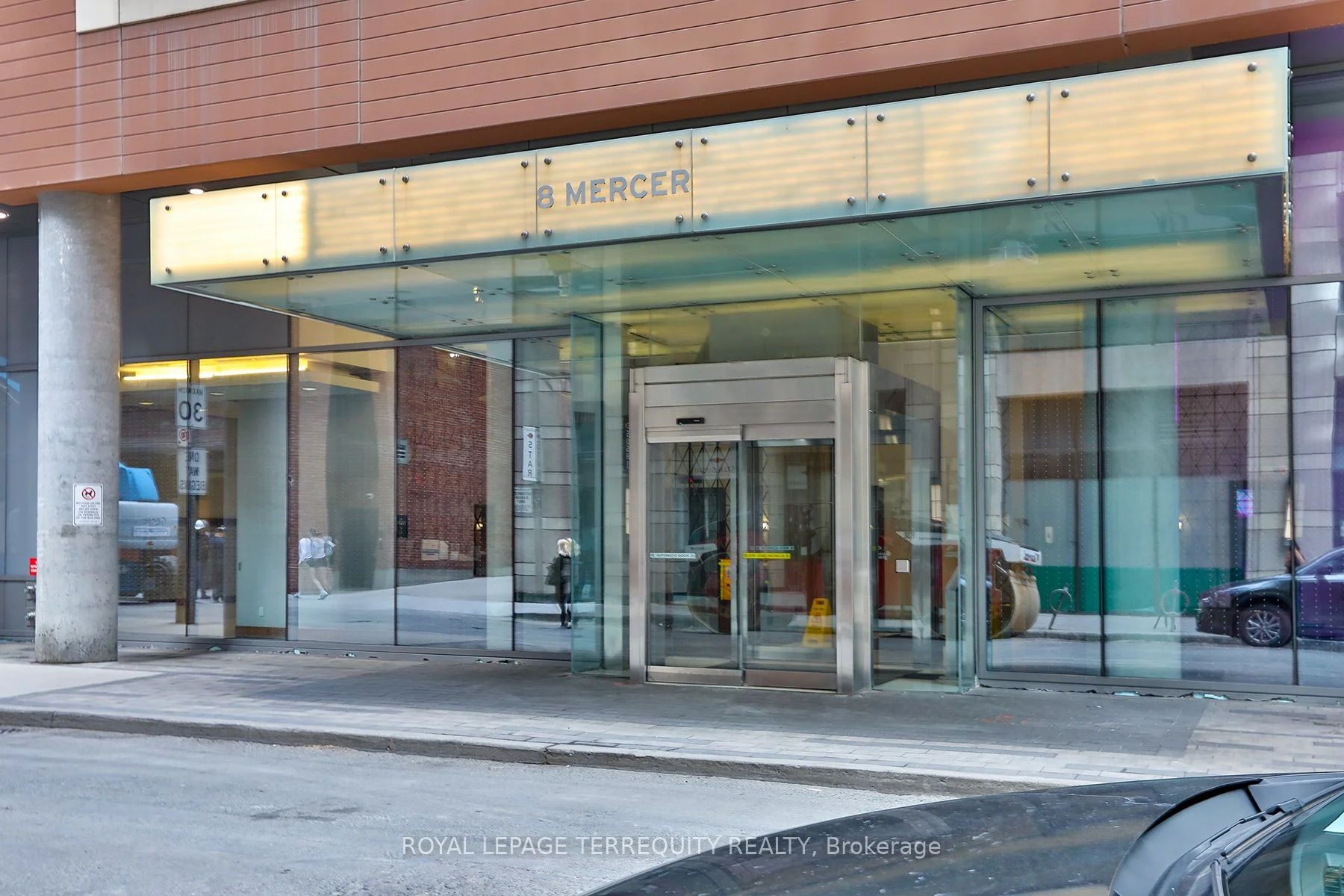 8 Mercer Street 1103, Toronto C01, On M5v 0c4