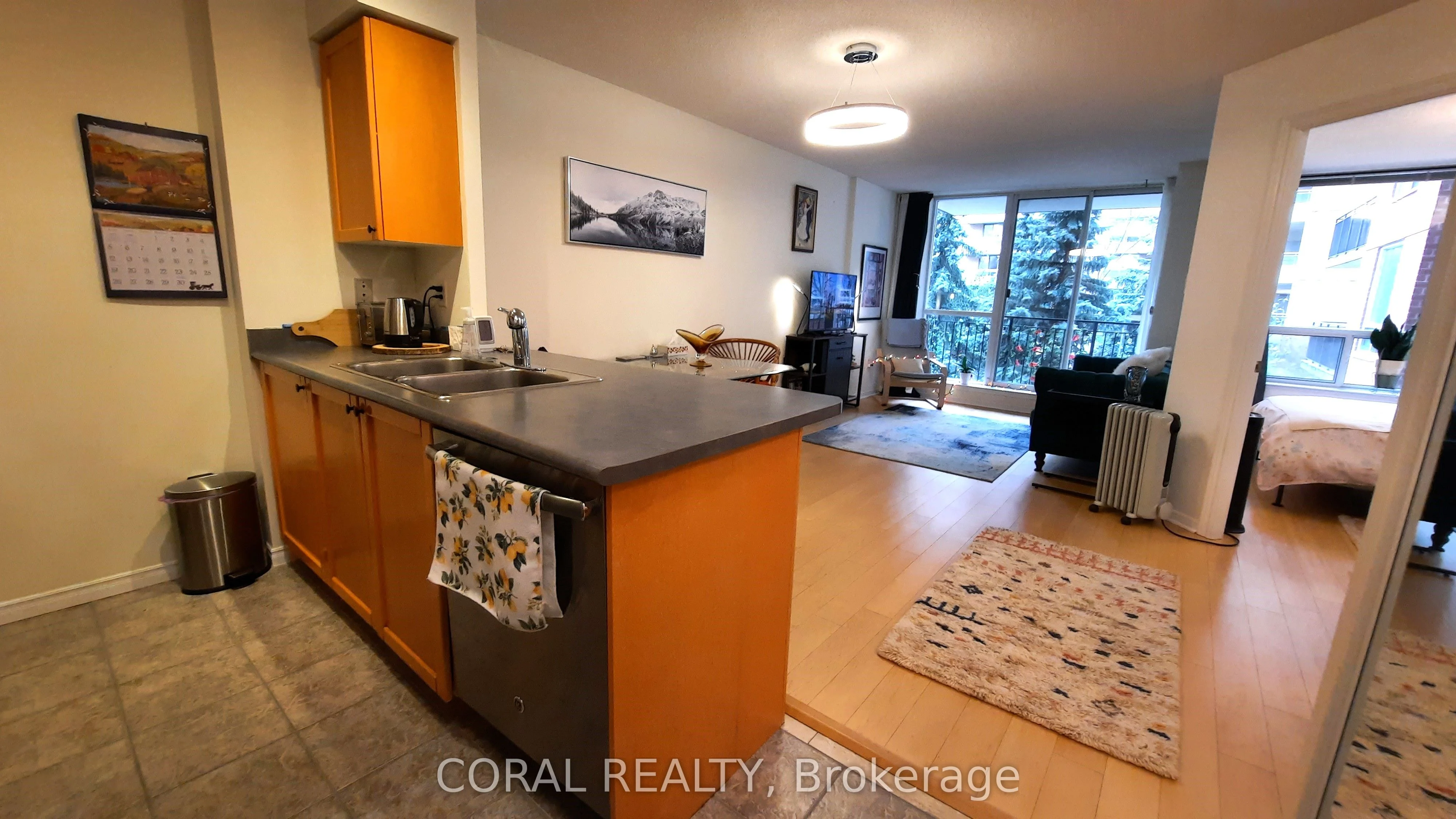 300 Balliol Street 315, Toronto C10, ON M4S 3G6