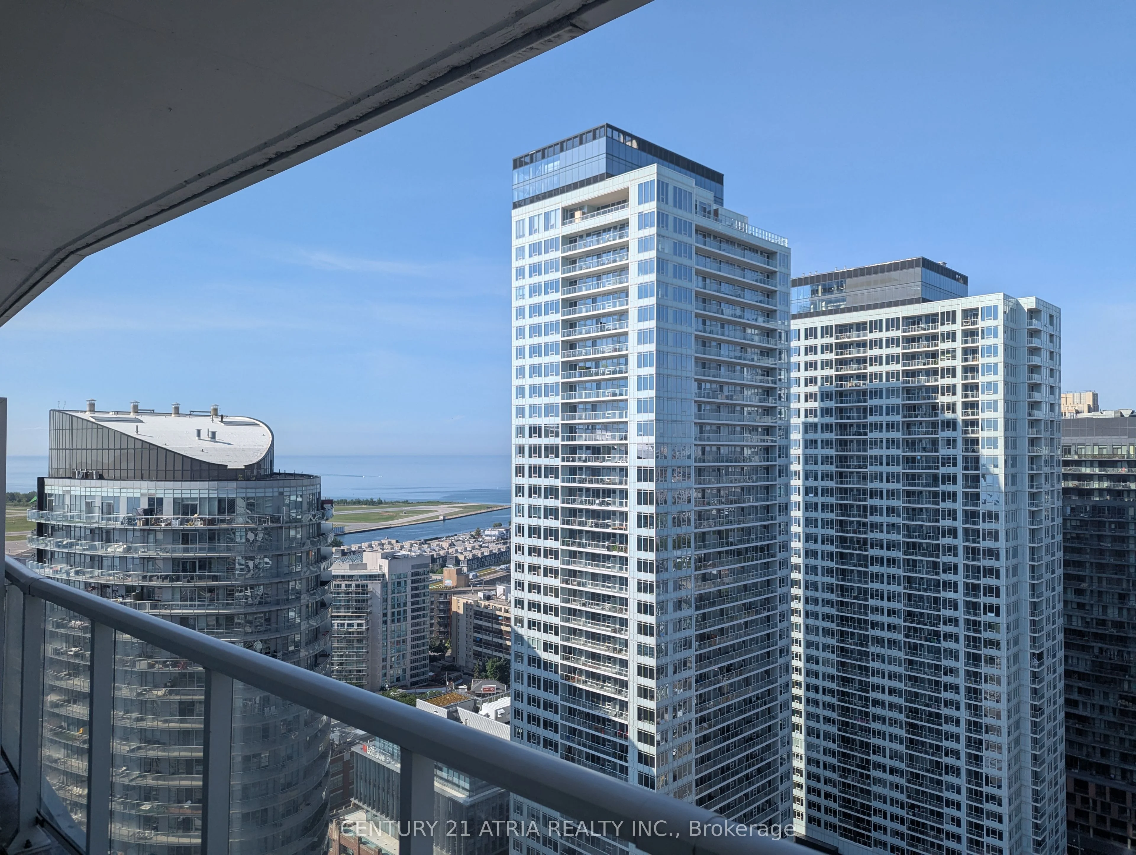 75 Queens Wharf Road 3511, Toronto C01, ON M5V 0J8
