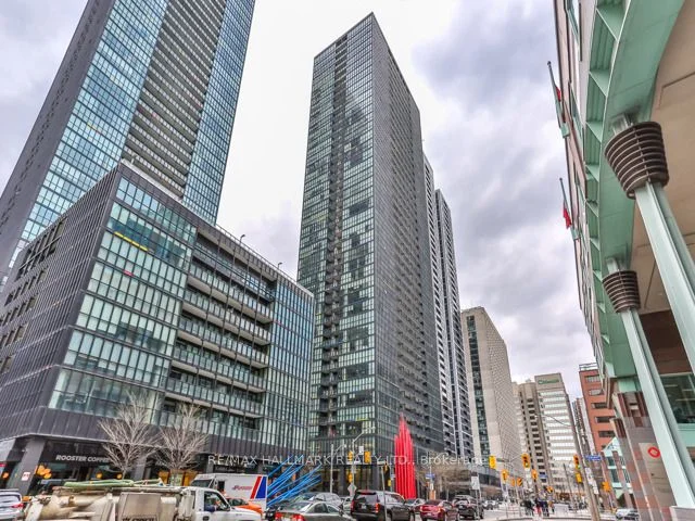 110 Charles Street E 501, Toronto C08, ON M4Y 1T5