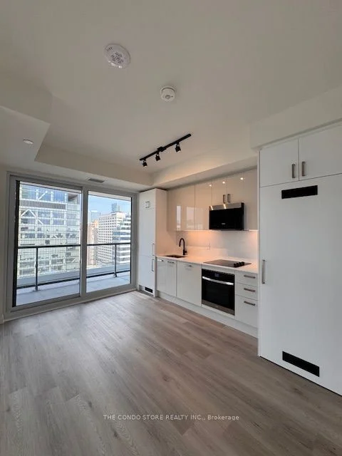 280 Dundas Street W 1903, Toronto C01, ON M5T 1G2