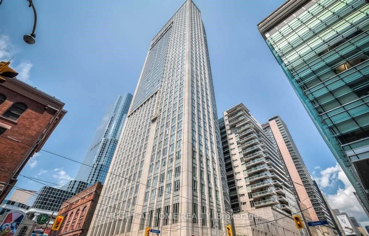 200 Victoria Street 1317, Toronto C08, ON M5B 1V8