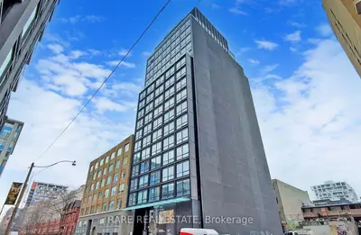 Condo Apartment in Toronto