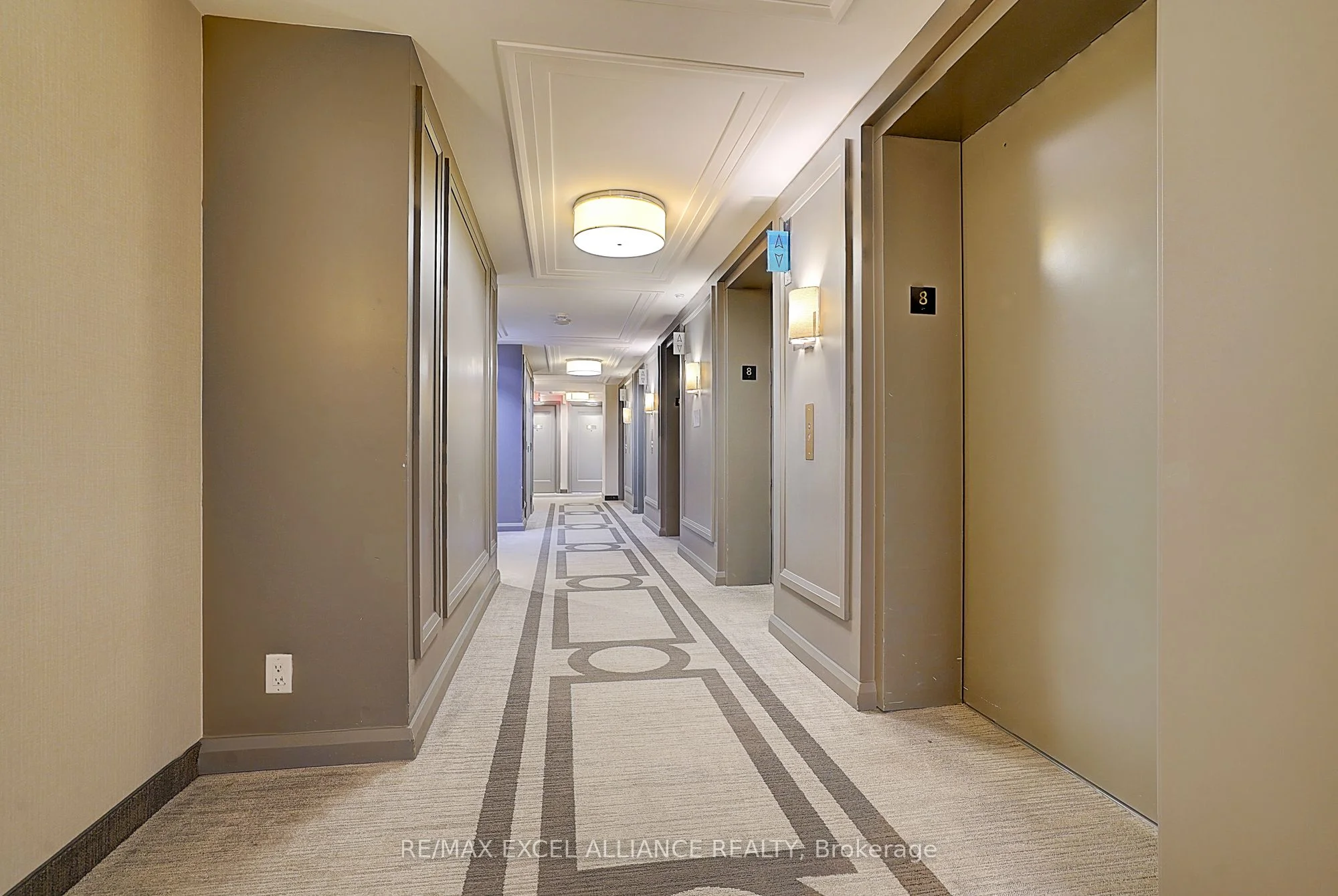 155 Yorkville Avenue 801, Toronto C02, ON M5R 1C4