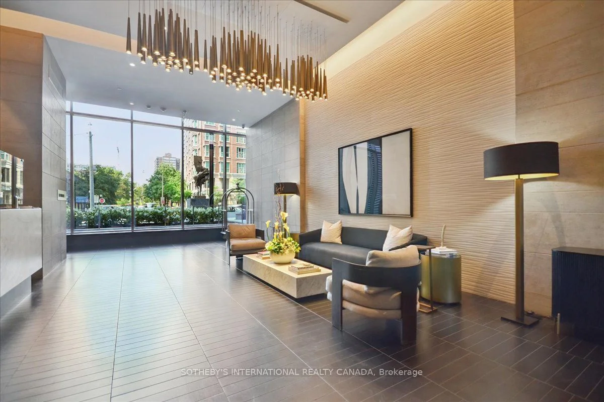 188 Cumberland Street 409, Toronto C02, ON M5R 0B6