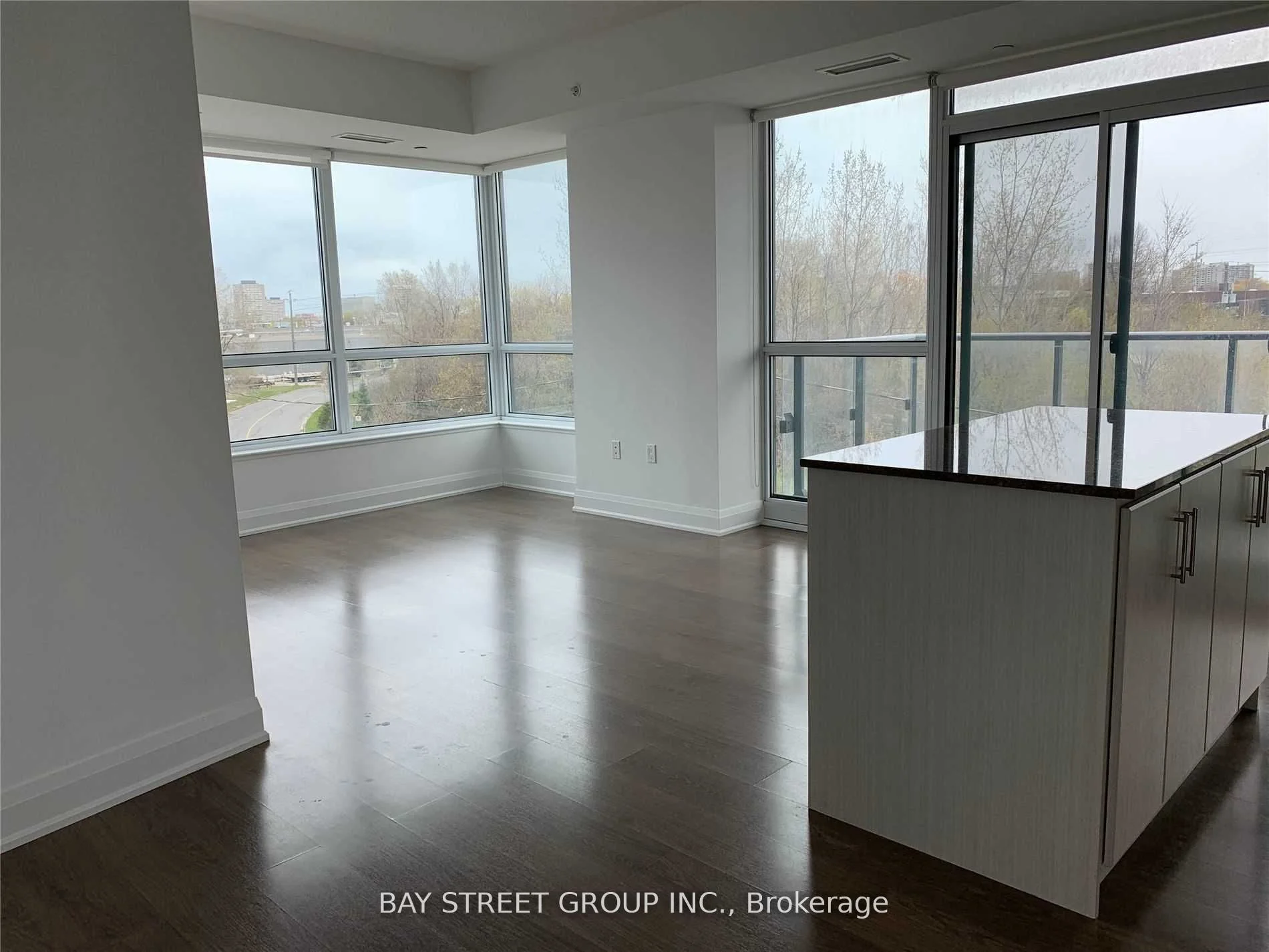 160 Vanderhoof Avenue 205, Toronto C11, ON M4G 0B7