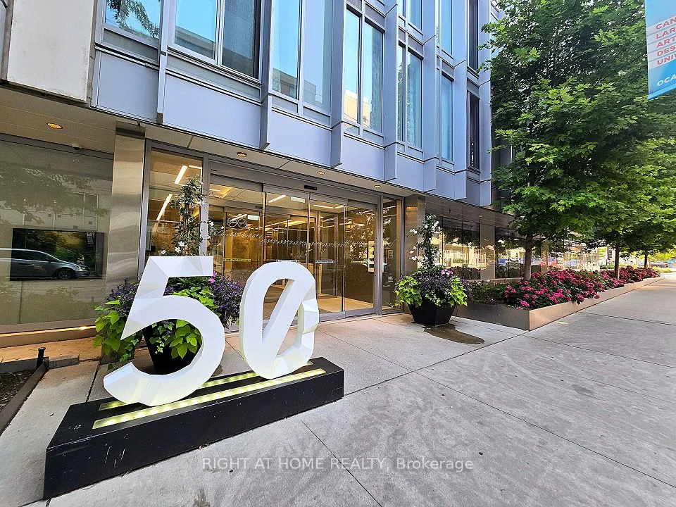 50 McCaul Street 902, Toronto C01, ON M5T 0B6