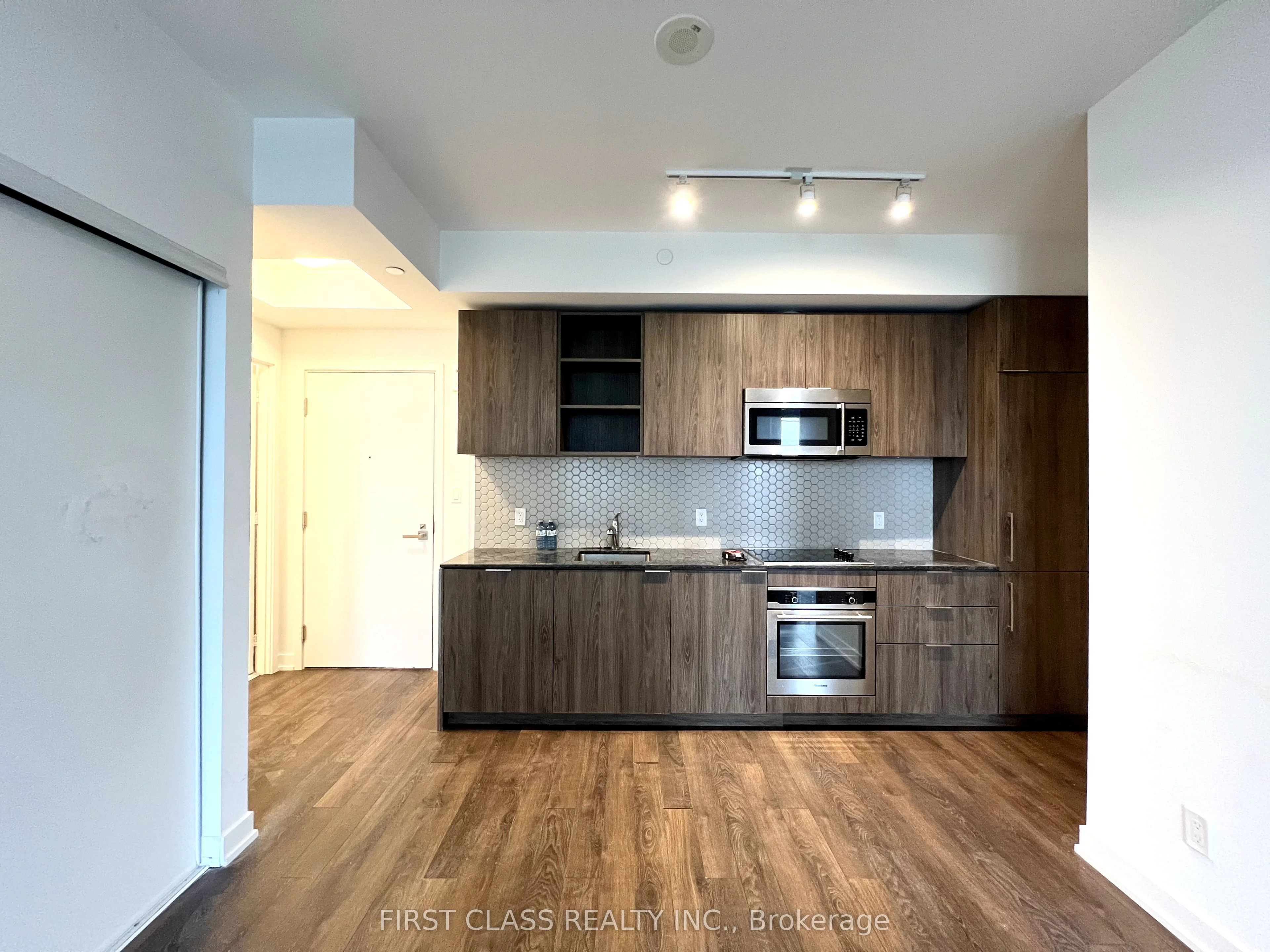 50 Ordnance Street 1401, Toronto C01, ON M6K 0C9