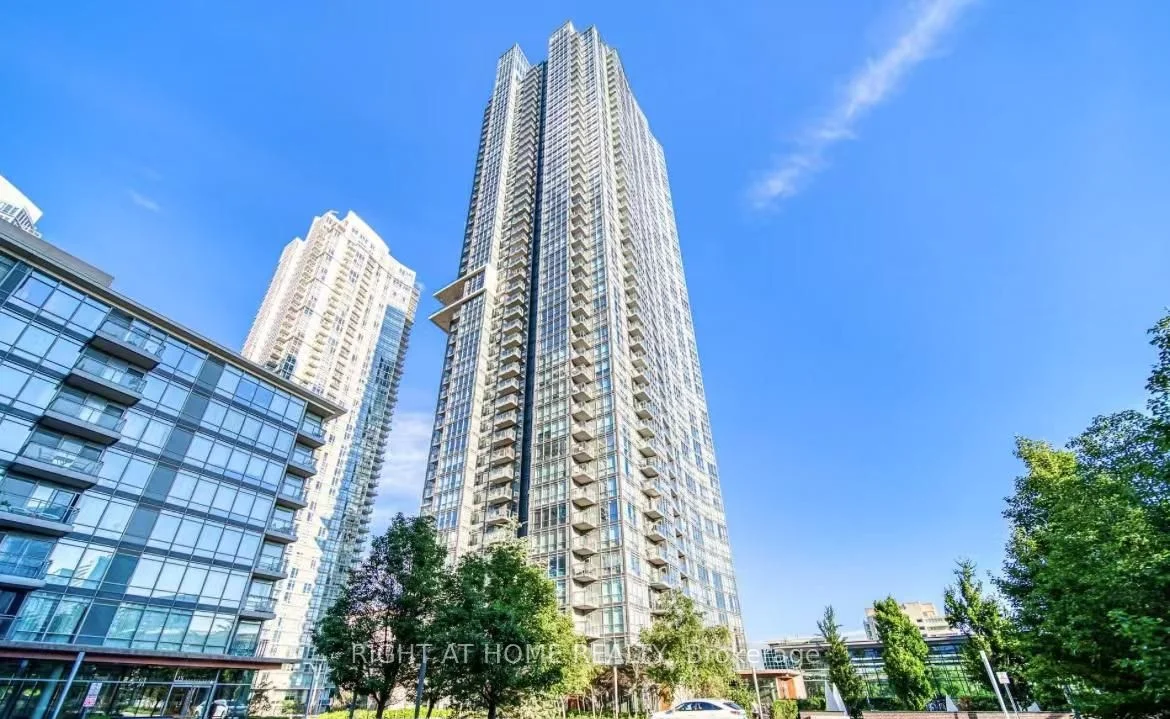 11 BRUNEL Court 608, Toronto C01, ON M5V 3Y3
