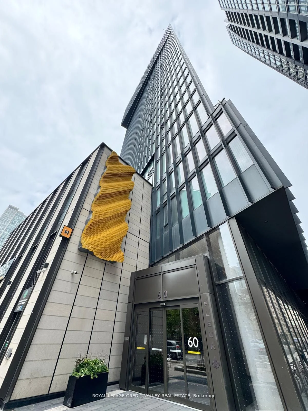 60 Shuter Street 315, Toronto C08, ON M5B 1A8