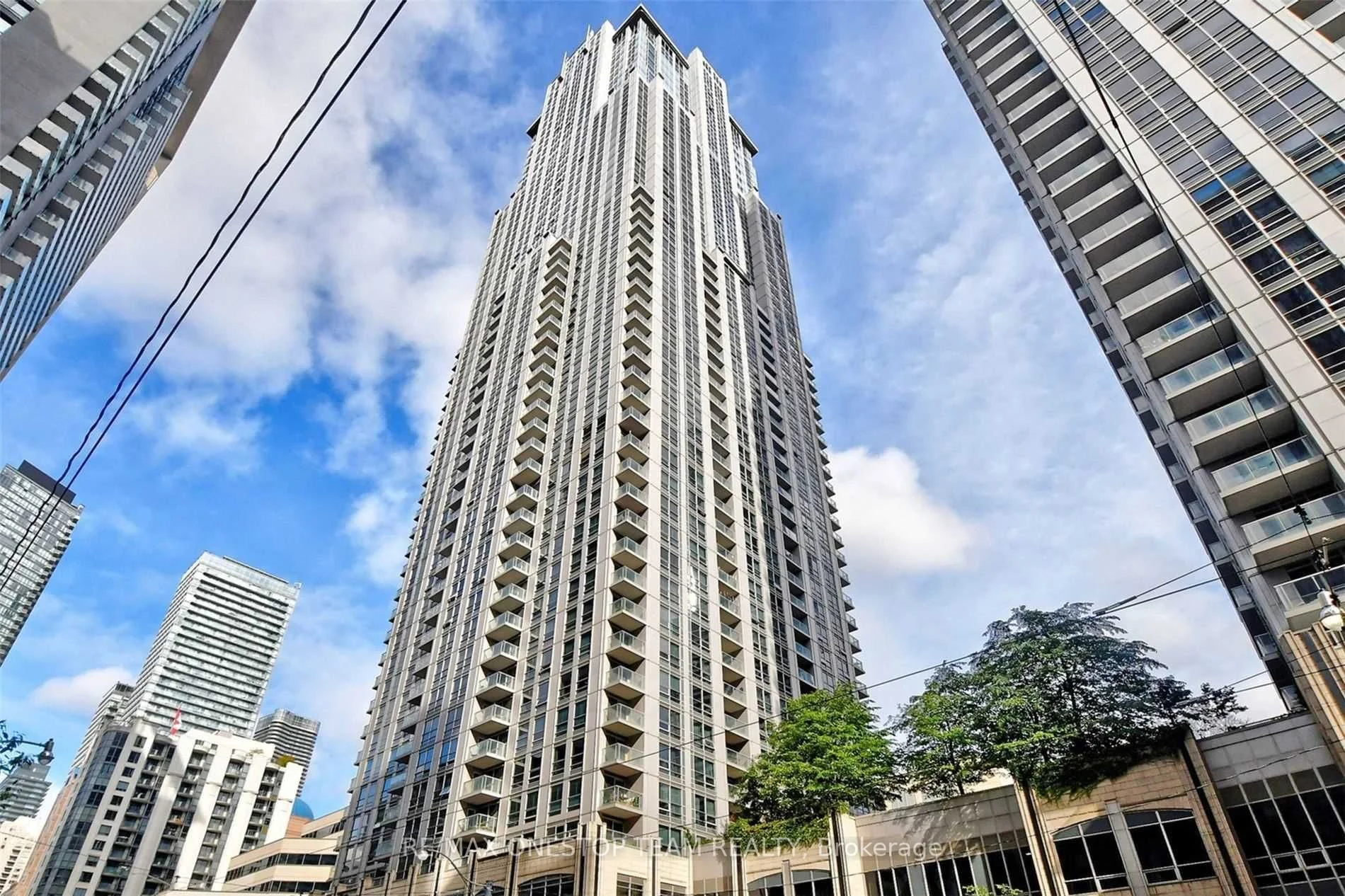 763 Bay Street 3508, Toronto C01, ON M5G 2R3