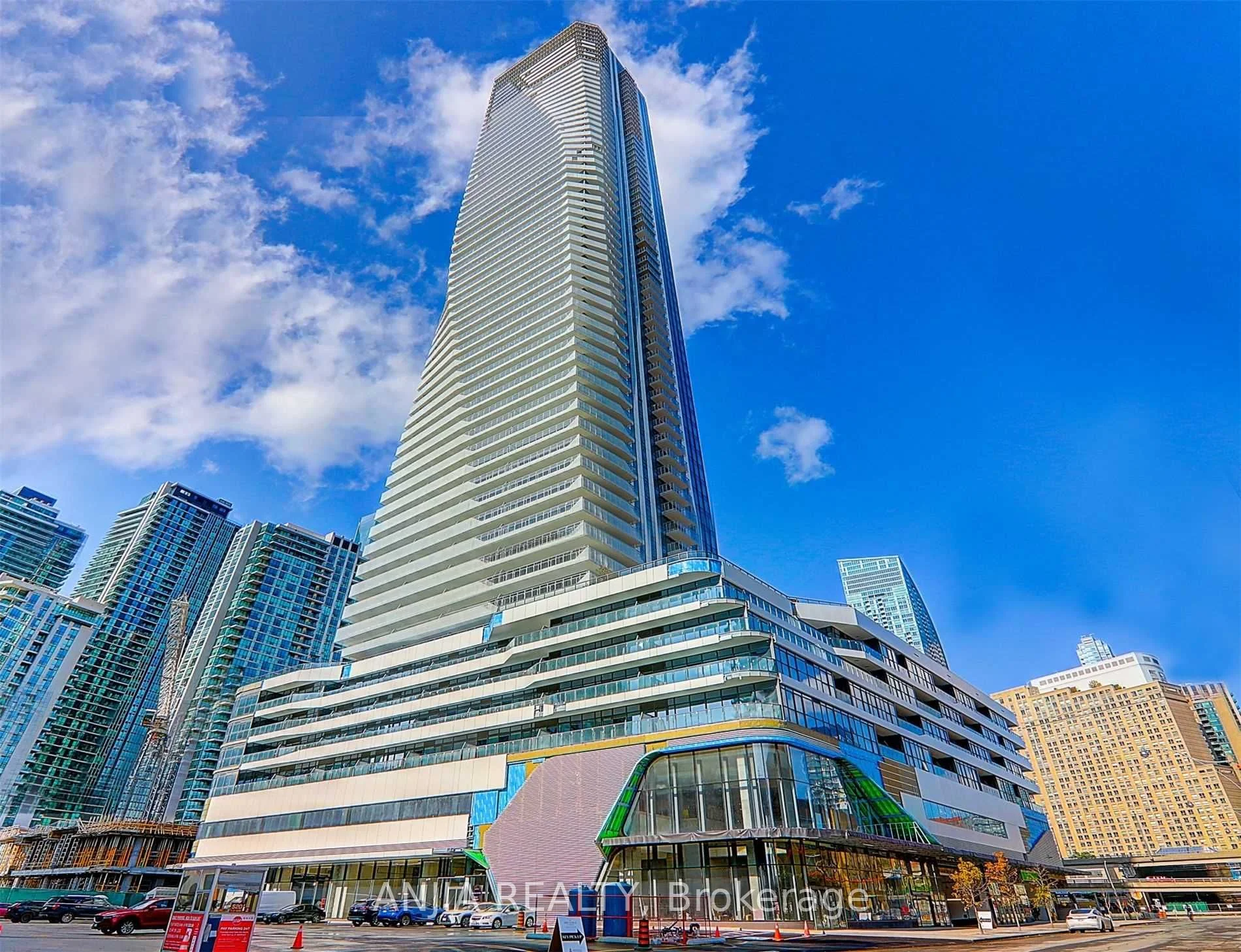 28 Freeland Street 2804, Toronto C08, ON M5E 0E3