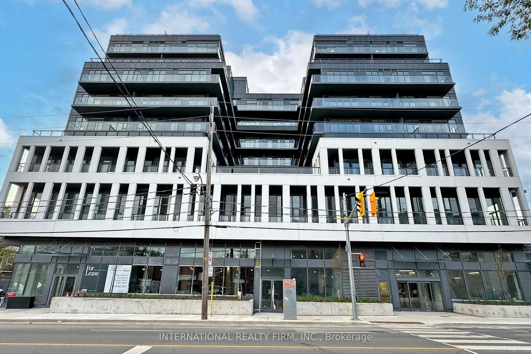 500 Dupont Street 604, Toronto C02, ON M6G 1Y7