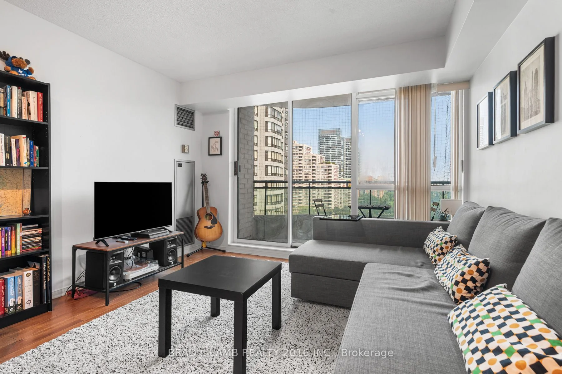 8 Pemberton Avenue 1110, Toronto C14, ON M2M 4K8