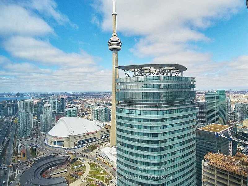 10 York Street 6402, Toronto C01, ON M5J 2Z2
