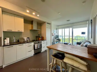 Condo Apartment in Toronto