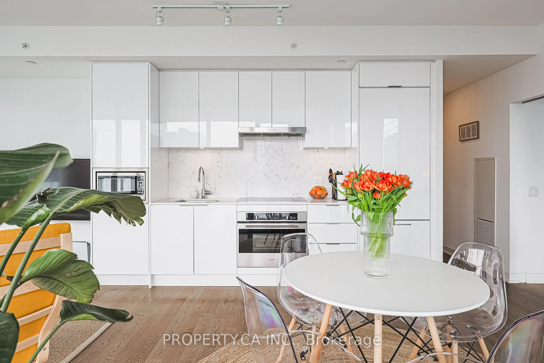 20 Lombard Street 3611, Toronto C08, ON M5C 0A7