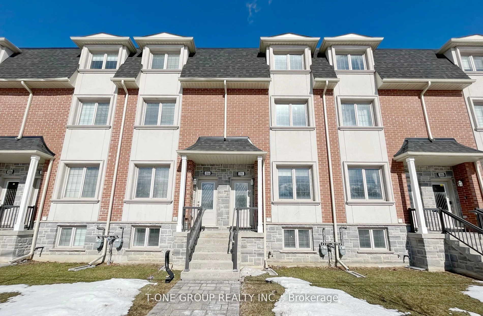 206C Finch Avenue W, Toronto C07, ON M2N 2H6