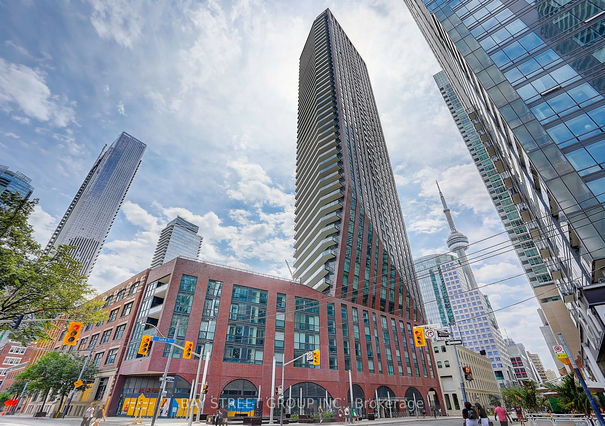 99 John Street 2209, Toronto C01, On M5v 0s6