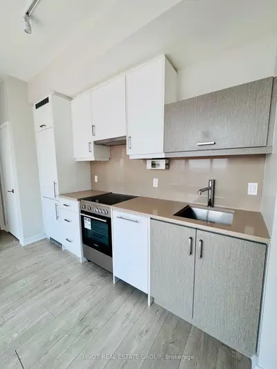 Condo Apartment in Toronto