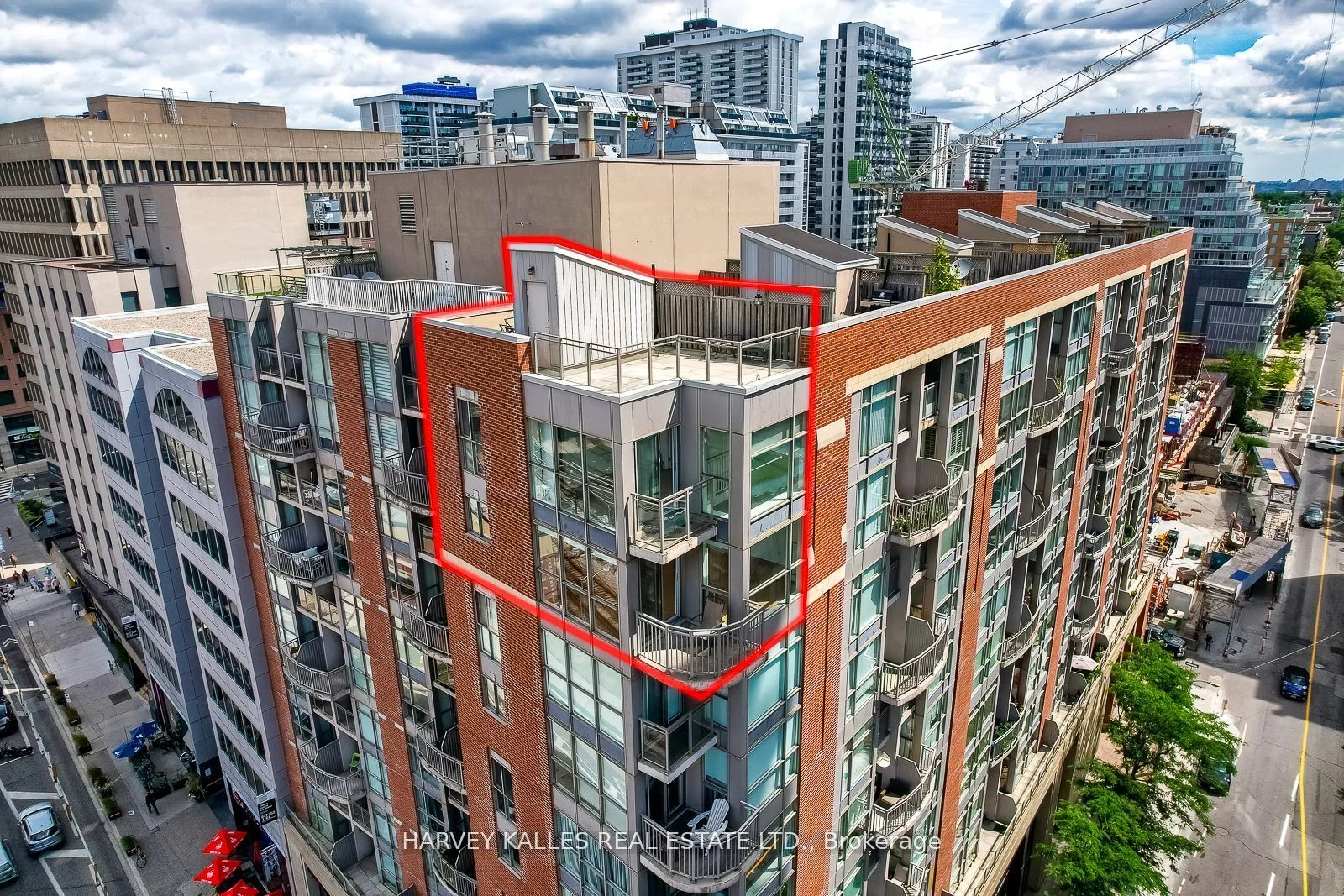 Condo Apartment in Toronto