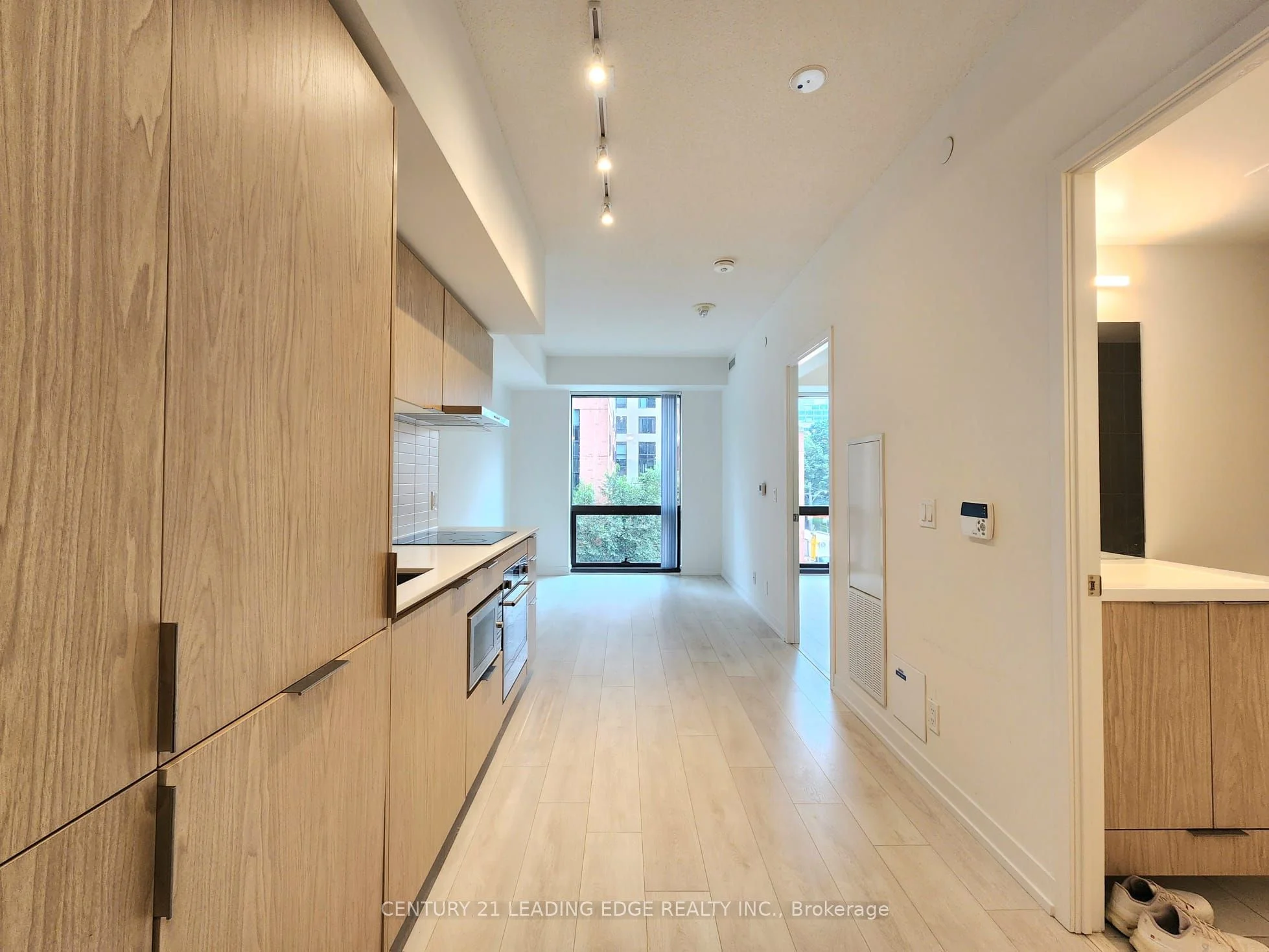 60 Shuter Street 207, Toronto C08, On M5b 0b7