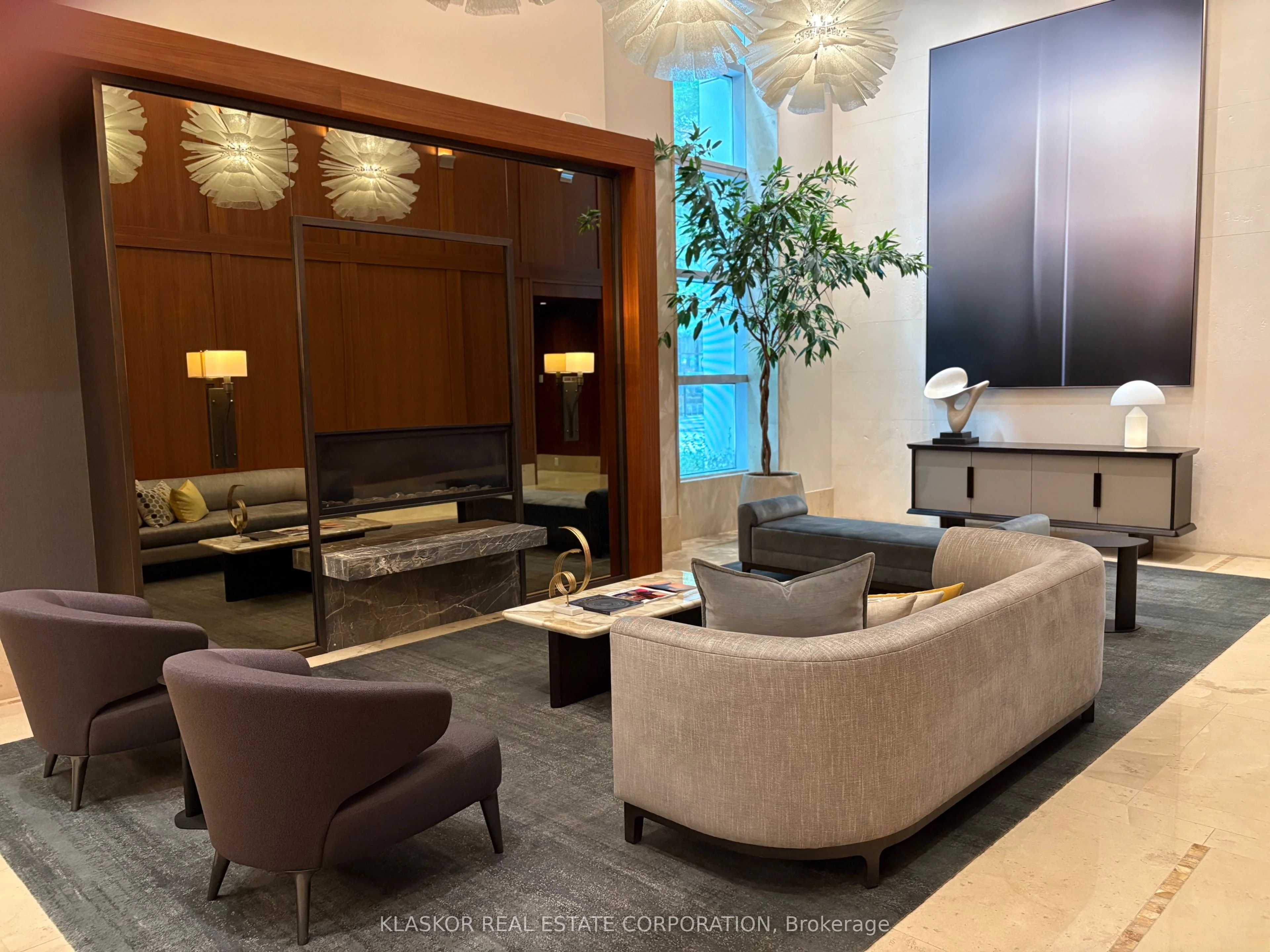 183 Wellington Street W 3001, Toronto C01, ON M5V 0A1