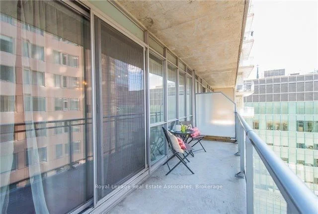220 Victoria Street 1506, Toronto C08, ON M5B 2R6
