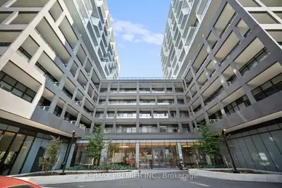 Condo Apartment in Toronto