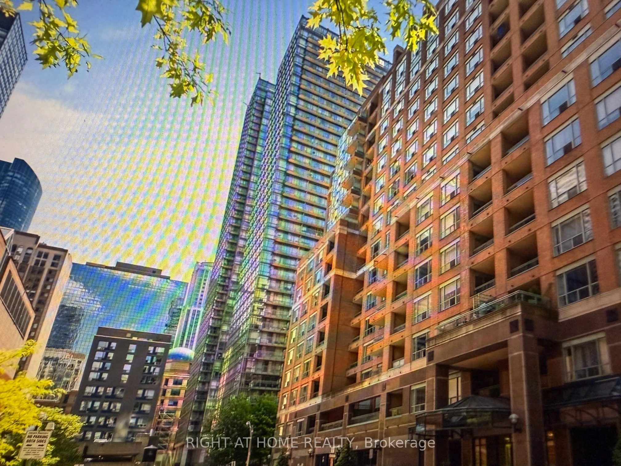 889 Bay Street 1008, Toronto C01, On M5s 3k5