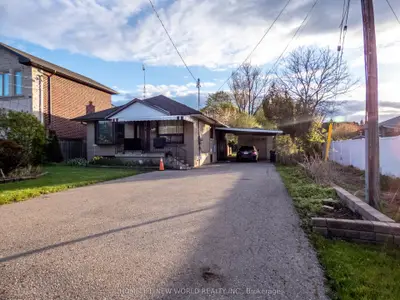 Detached in Toronto