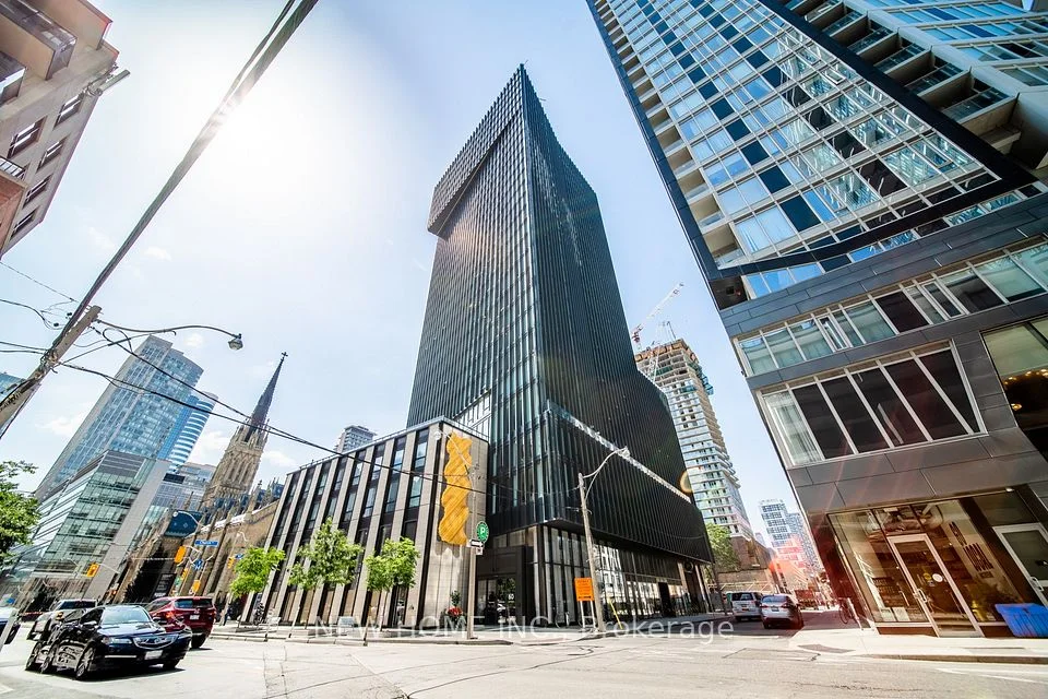 60 Shuter Street 2807, Toronto C08, On M5b 0b7