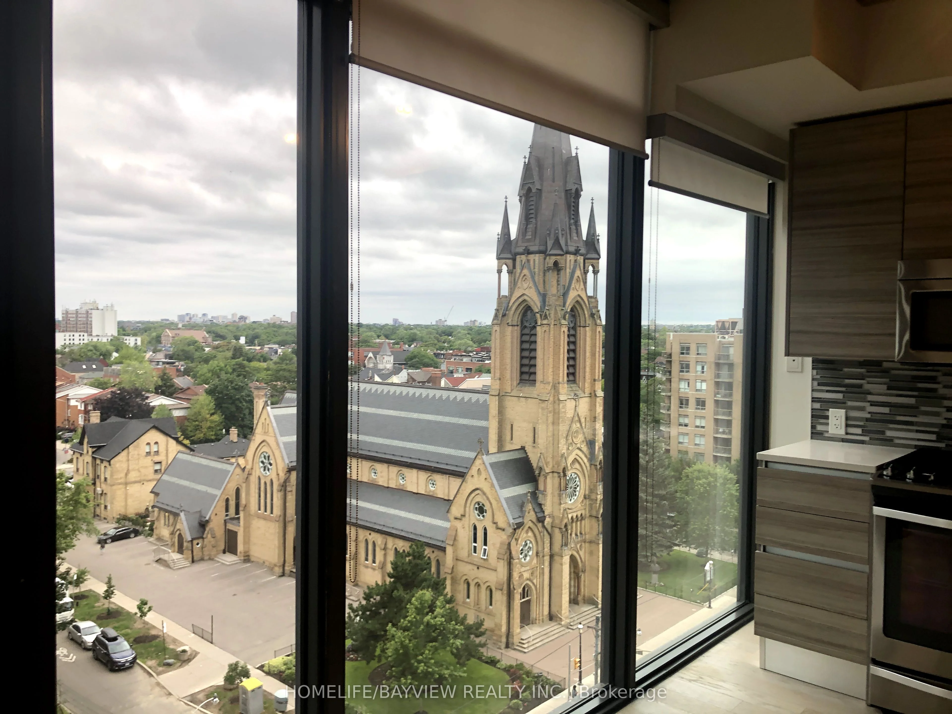 Condo Apartment in Toronto