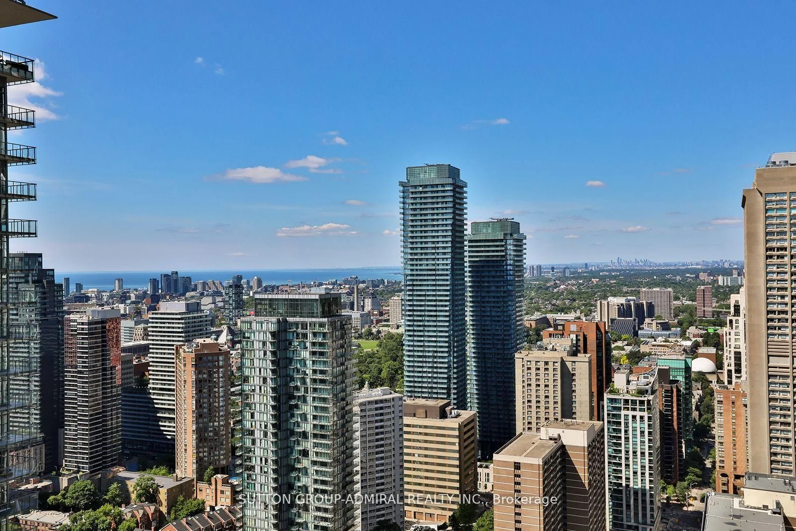 42 Charles Street 4105, Toronto C08, ON M4Y 0B7
