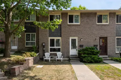Condo Townhouse in Toronto