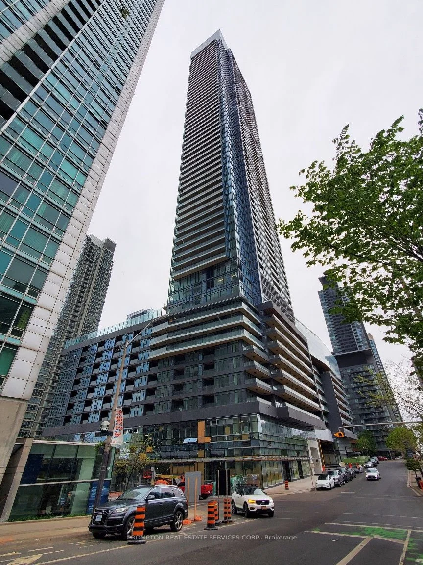 1 Concord Cityplace Way 6507, Toronto C01, ON M5V 0X3