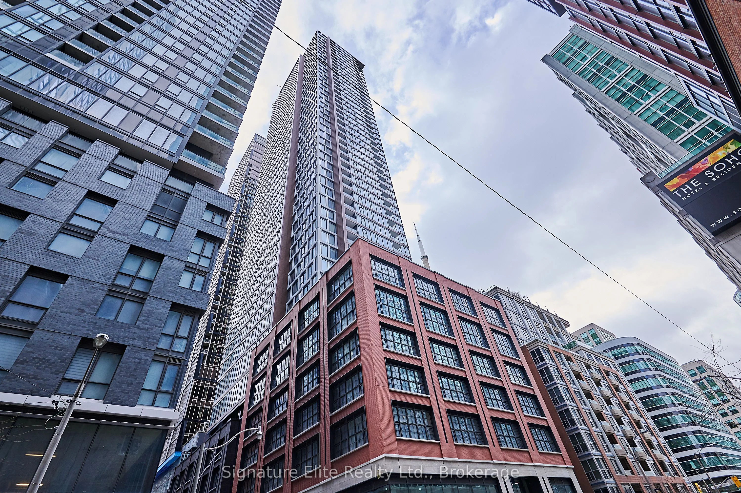 55 Mercer Street 615, Toronto C01, ON M5V 3W2