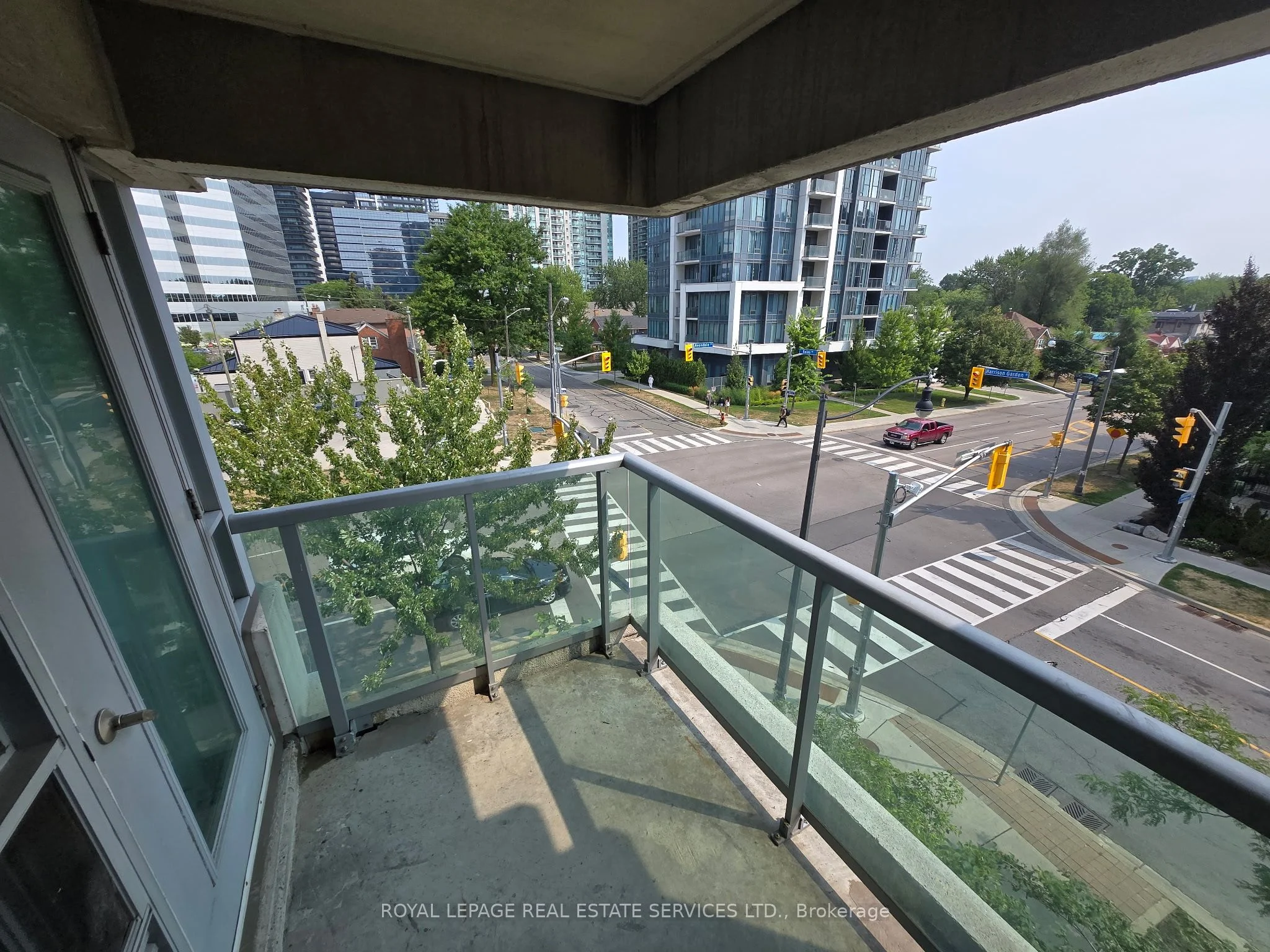 19 Avondale Avenue 309, Toronto C14, ON M2N 0A6