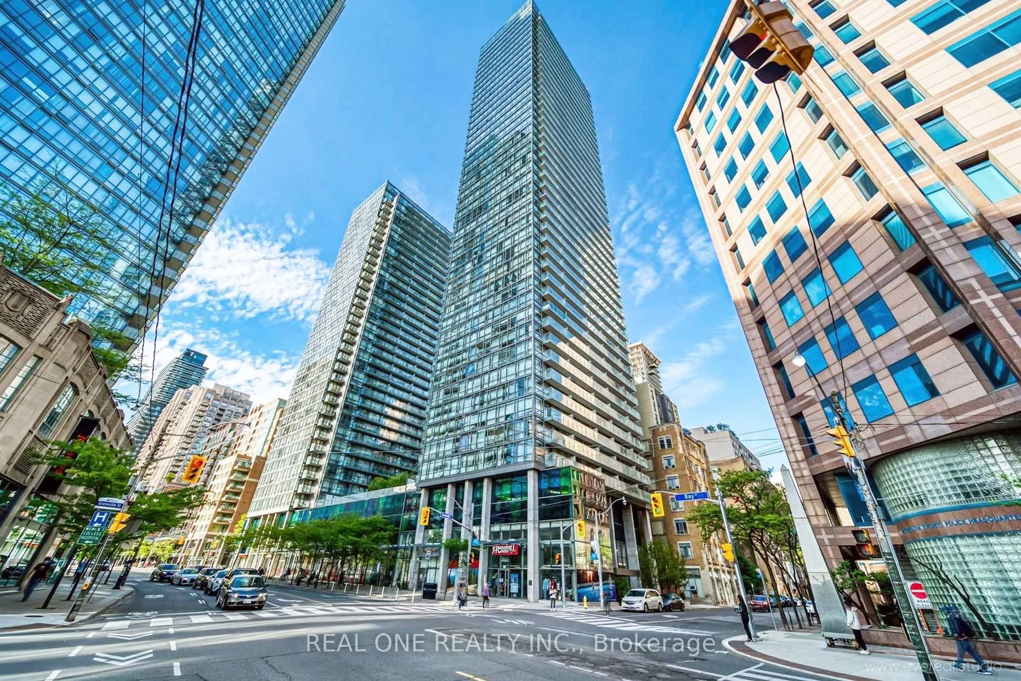 Condo Apartment in Toronto